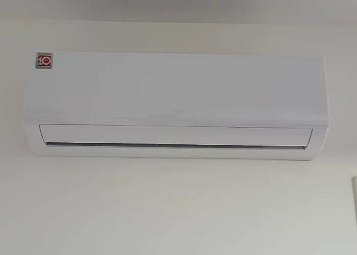 Varanda Gourmet, Ar Condicionado, Elevador 05 Piscinas no Condomínio Passaredo